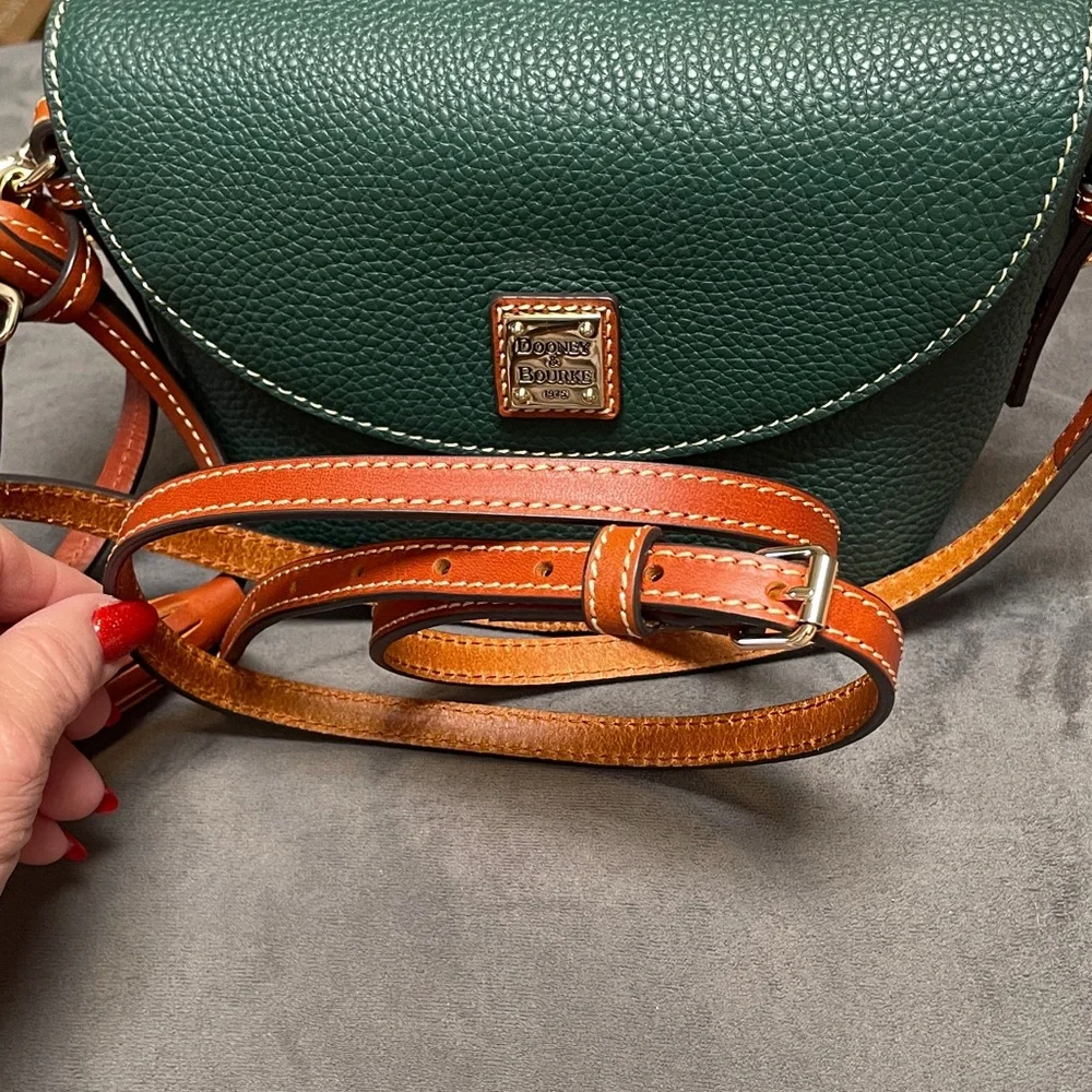 Dooney & Bourke Forest Green Crossbody Bag - Picture 9 of 9